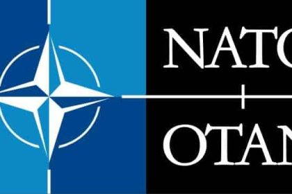 29 Martie 2004 Romania a aderat la NATO impreuna cu alte sase tari din Europa de Est
