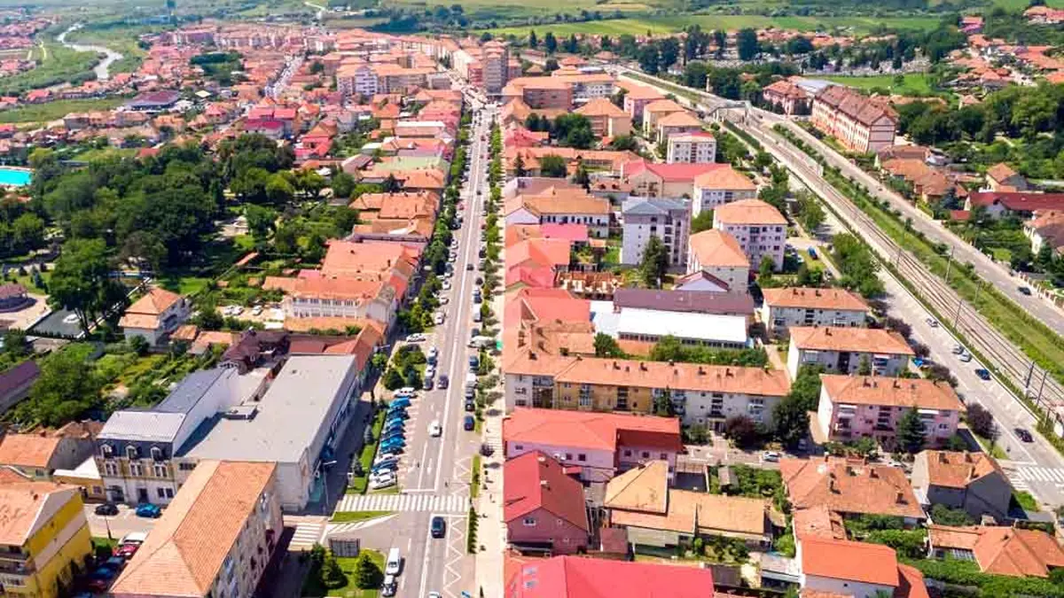 6 milioane de euro pentru lucrari extinse de amenajare a zonei centrale si istorice din Blaj Bulevardul Republicii va fi transformat in zona pietonala