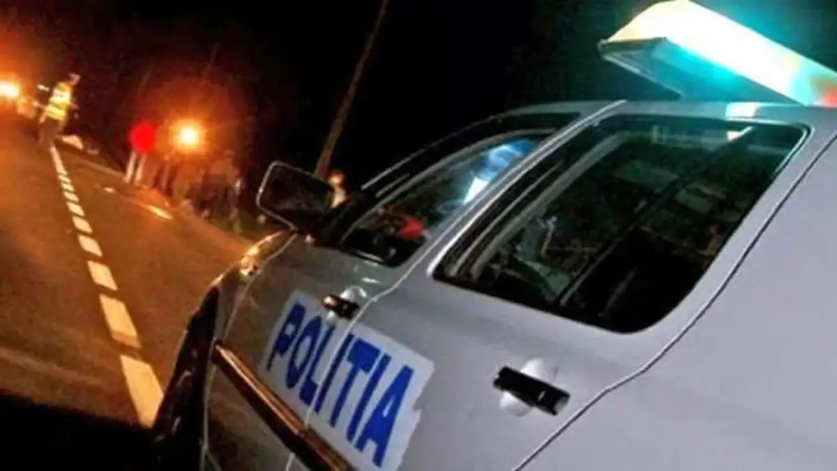 ACCIDENT rutier la Cugir O femeie de 35 de ani care se afla pe trotineta a fost lovita de o masina la intersectia strazilor Victoriei si Tineretului