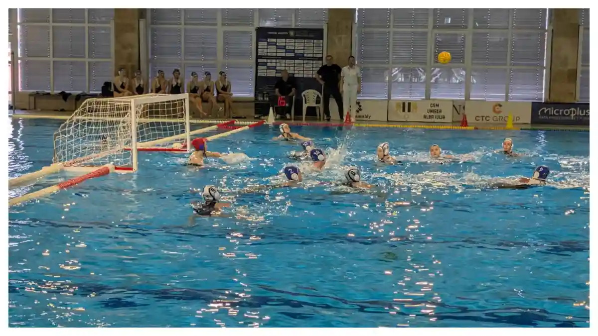 CSM Unirea Alba Iulia infrunta o noua infrangere in al doilea meci al turneului final 8 din Conference Cup la polo feminin