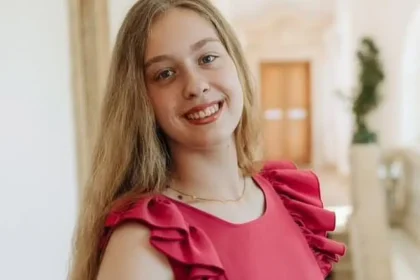 FOTO Ana Camelia Voina elev a Scolii Gimnaziale Mihai Eminescu din Alba Iulia s a calificat la etapa nationala a Olimpiadei Lectura ca abilitate de viata 2026