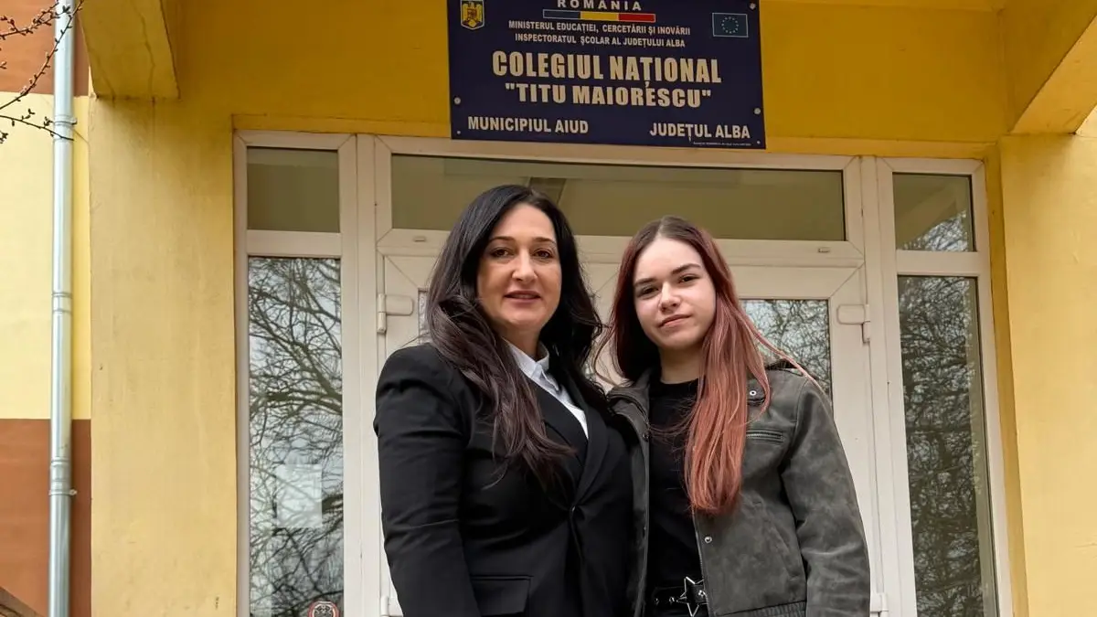 FOTO Andra Bunea eleva remarcabila a Colegiului National Titu Maiorescu Aiud castigatoare a locului I la etapa judeteana din Alba a Olimpiadei de Limba Franceza 2026 Performante comparabile la Limba Romana si Limba Engleza