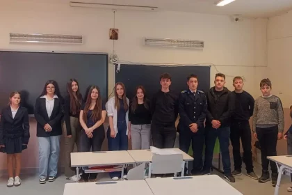 FOTO Concursul National de Discurs Public in Limba Engleza 2026 etapa judeteana din Alba Elevii clasati pe primele locuri la categoria 12 15 ani O performanta remarcabila a unei tinere din Aiud