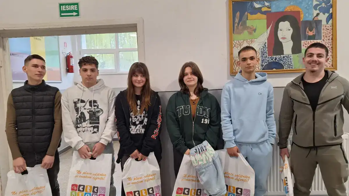 FOTO Peste 20 de elevi ai Liceului Tehnologic Sebes calificati pentru etapa nationala a concursului Stiu si aplic 2026