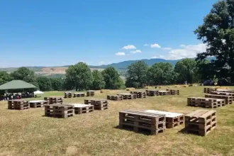 Festivalul Mutat la Tara Cand se va desfura n 2026 evenimentul din Poiana cu Goruni de la Vinerea n colaborare cu autoritile locale