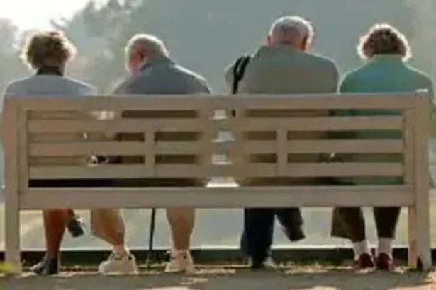 PENSII 2026 Va crestera varsta de pensionare in Romania Anuntul de ultima ora al ministrului Muncii