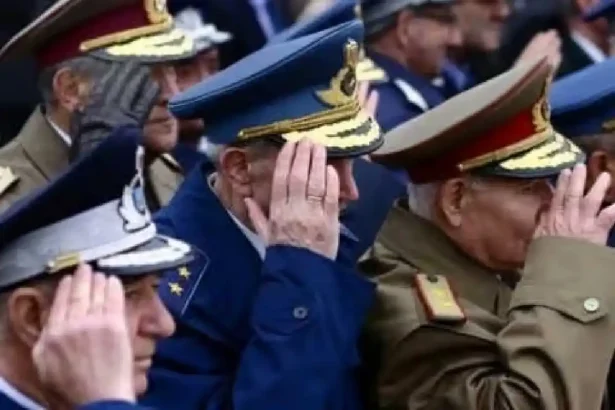PENSII 2026 Vrsta de pensionare pentru militari poliisti si angajati in sistemul de siguranta publica va crestere Legea pensiilor militare ar putea fi finalizata in doua saptamani