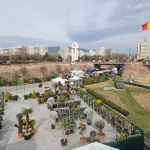 VIDEO A inceput Targul Grdinarului 2026 Peste 65 de expozanti aduc primavara in Cetatea Alba Carolina Pomi fructiferi plante si flori unelete si accesorii pentru gradina pe partea de Vest