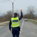 adolescent de 19 ani din bucerdea granoasa cercetat de politie a condus fara permis o motocleta neinmatriculata si a fost deschis un dosar penal pe numele sau
