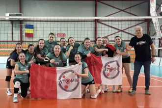 foto atomic blaj rezultat remarcabil calificare la turneul semifinal 2 la volei feminin under 17 echipa antrenata de dan balu victorii consecutive in turneul de la blaj