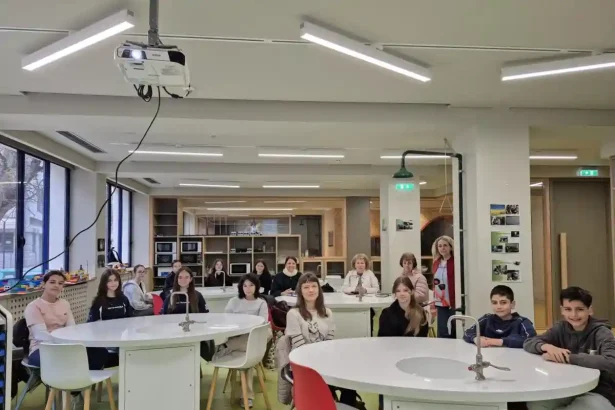 foto prima experienta erasmus pentru elevii colegiului national david prodan cugir au participat la ateliere stem la anatolia college in salonic grecia