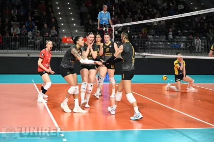 foto volei alba blaj corona brasov 3 2 in prima semifinala a diviziei a1 emotii puternice pentru campioana care a revenit de la 0 2