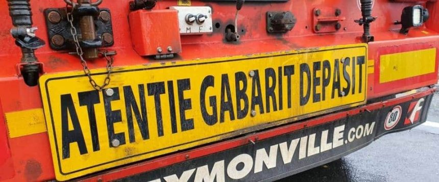 15 25 aprilie Doua transporturi agabaritice de 96 de tone vor traversa judetul Alba Vehiculele transporta componente pentru turbine eoliene Traseul complet