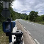 15 aprilie 2026 Politistii rutieri din Alba folosesc sistemul radar e SIGUR Conduceti responsabil si respectati regulile de circulatie pe parcursul deplasrilor