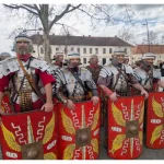 17 aprilie 2026 Garda Apulum da startul sezonului de spectacole in Cetatea Alba Carolina Primul spectacol de reconstituire antica din acest an cu demonstraii militare si echipamente autentice