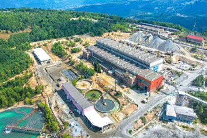 21 de elevi de la Liceul HCC Abrud instruiti practic la Cupru Min Vor beneficia de burse transport la cursuri si oportunitatea de a se angaja inainte de finalizarea scolii Ce calificare vor obtine