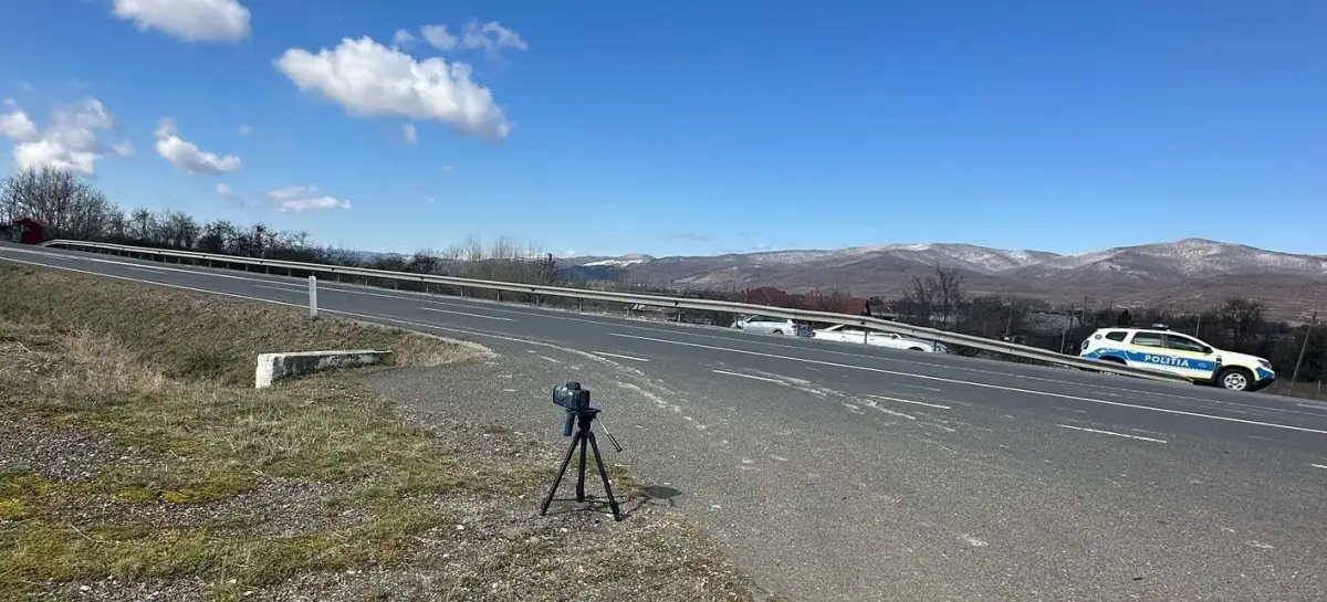 28 aprilie 2026 Politistii rutieri din Alba folosesc sistemul radar e SIGUR in zonele cu risc rutier din judet Ce trebuie sa stie soferii surprinsi de radar