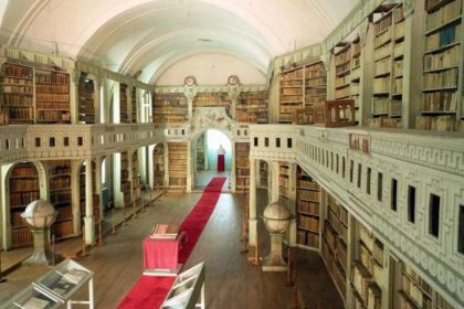 30 mai 1 iunie 2026 Ateliere de caligrafie medievala si studiu al manuscriselor pentru elevi la Biblioteca Batthyaneum din Alba Iulia