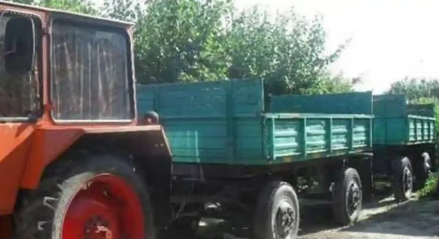 Adolescent de 17 ani din Daia Romana cercetat de poli tisti A condus un tractor fara permis de conducere si cu remorca neinmatriculata