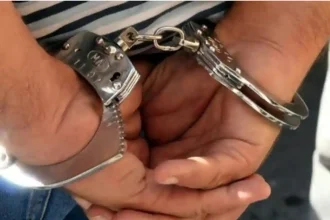 Barbat din Baia de Ariess retinut de politie dupa ce si a amenintat fiul cu moartea de mai multe ori S a emis si un ordin de protectie