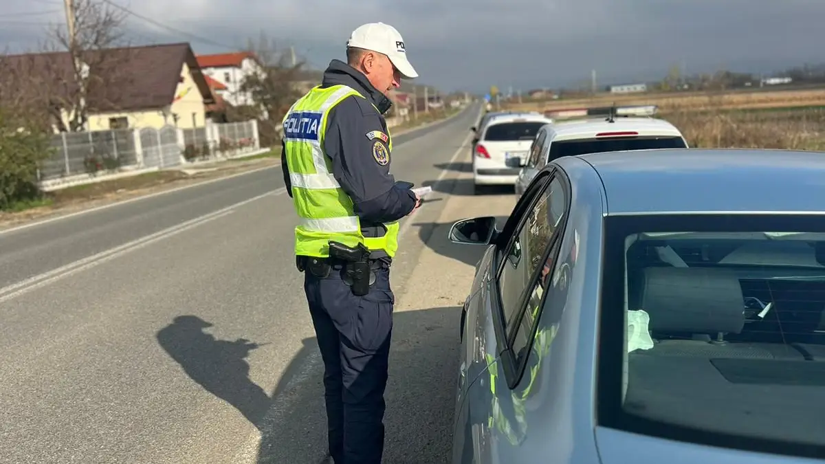 Barbat din Bistrita Nasaud RETINUT de poliistii din Alba Iulia A fost suprins la volan fara permis de conducere