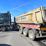 FOTO Accident rutier grav pe DN 66 provocat de un sofer din Alba in Hunedoara Cinci persoane transportate la spital