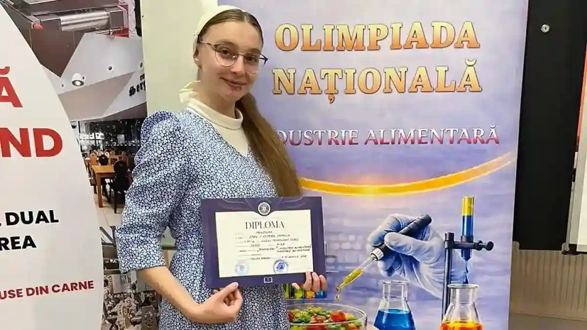FOTO Estera Camelia Stan Liceul Tehnologic Sebes MENTIUNE la Olimpiada Nationala de Tehnologii