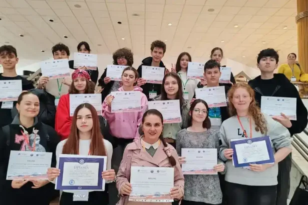 FOTO Performante remarcabile pentru elevii din Alba la Olimpiada Nationala de Limba Engleza 2026 Andra Bunea s a calificat la etapa internationala