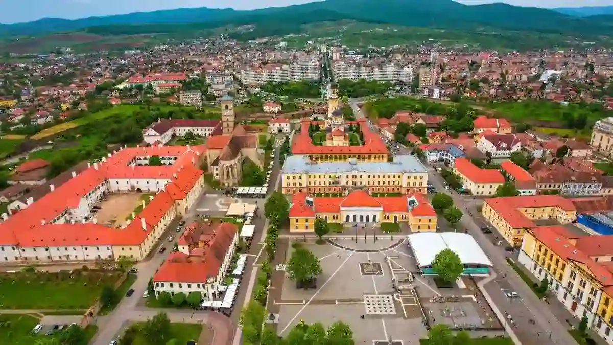 Fitch Ratings Profilul de credit autonom al municipiului Alba Iulia este cu trei trepte mai mare decat ratingul Romaniei