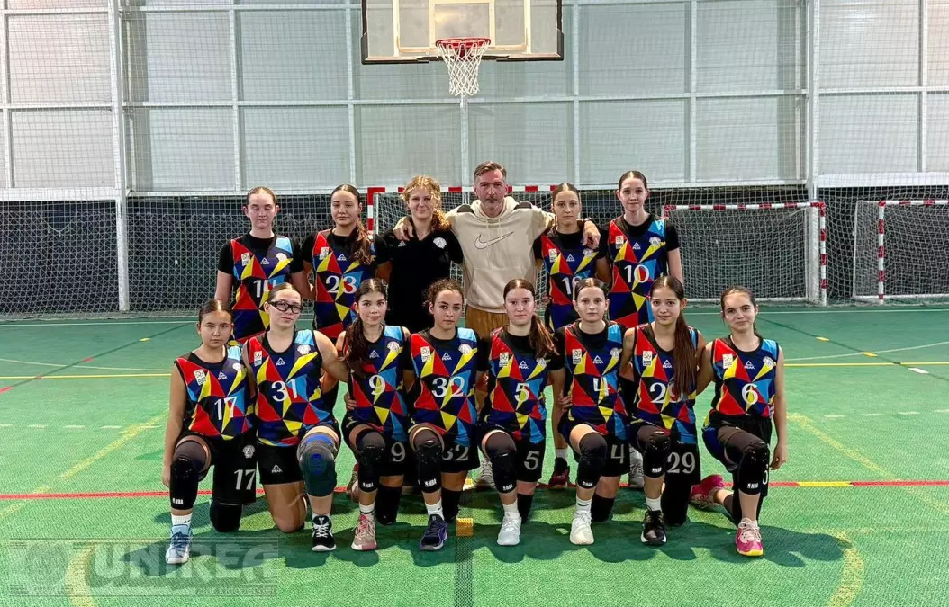 LPS CSU Alba Iulia la turneul final Under 15 la baschet feminin La Alba Iulia turneu semifinal Under 16 intre 24 si 26 aprilie
