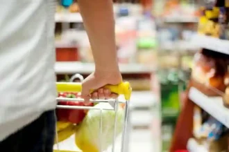 PROGRAMUL magazinelor de Paste 2026 Cand sunt deschise Kaufland LIDL Carrefour Penny si centrele comerciale in zilele de sarbatoare