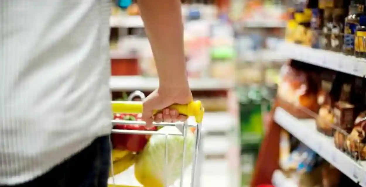 PROGRAMUL magazinelor de Paste 2026 Cand sunt deschise Kaufland LIDL Carrefour Penny si centrele comerciale in zilele de sarbatoare