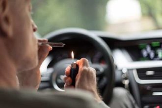 Tanar din Rosia Montana prins la volan sub influenta substantelor psihoactive este investigat de politie