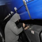 Trei tineri din Alba RETINUTI dupa ce au furat aproape 200 de litri de motorina din doua autoutilitare din Albac Au actionat intr o singura noapte