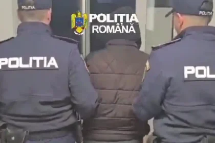 VIDEO Batbat din Cugir RETINUT de poli ist i dupa ce a incercat sa patrunda in apartamentul fostei sale partenere incalcand ordinul de protectie