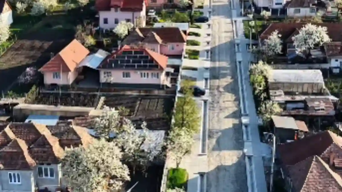 VIDEO Lucrarile pe drumurile de legatura cu Transapuseana din Apuseni au fost reluate 3 milioane de lei din bugetul local al Aiudului pentru reabilitarea a peste 10 strazi
