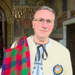 VIDEO Stabilit in Germania timp de aproape 20 de ani un barbat s a intors in satul natal pentru a fi pastean la Vinerea Este o mandrie sa implinesti frumoasa varsta de 60 de ani si sa continui acest obicei