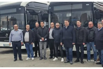 VIDEO Transportul public din Sebes incepe o noua era Compania de transport a primariei opereaza pe 8 trasee din oras