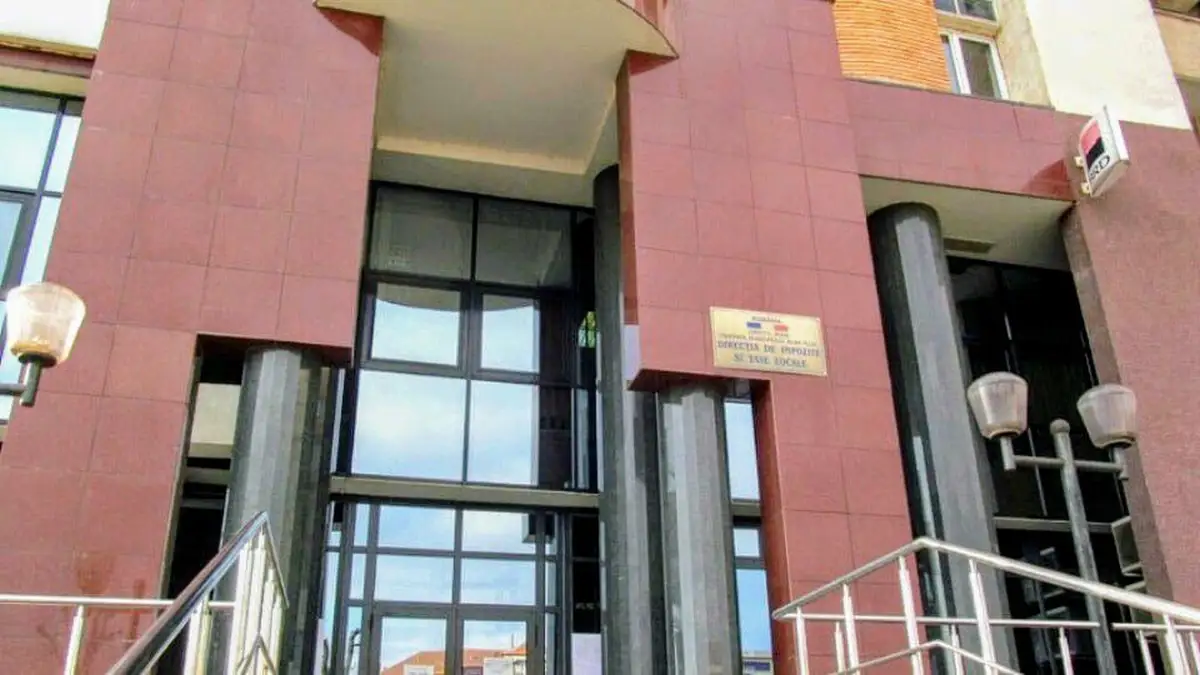 compartimentul registrul agricol a fost mutat in sediul directiei de venituri a primariei alba iulia imi doresc ca fiecare cetatean sa gaseasca solutii rapide intr un singur loc fara timp pierdut si fara deplasari inutile
