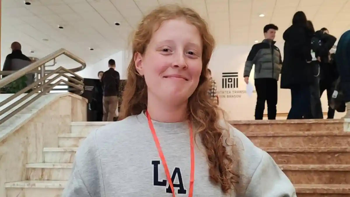 foto amalia silaghi elev la colegiul national titu maiorescu din aiud a obtinut un rezultat remarcabil mentiune la olimpiada nationala de limba engleza