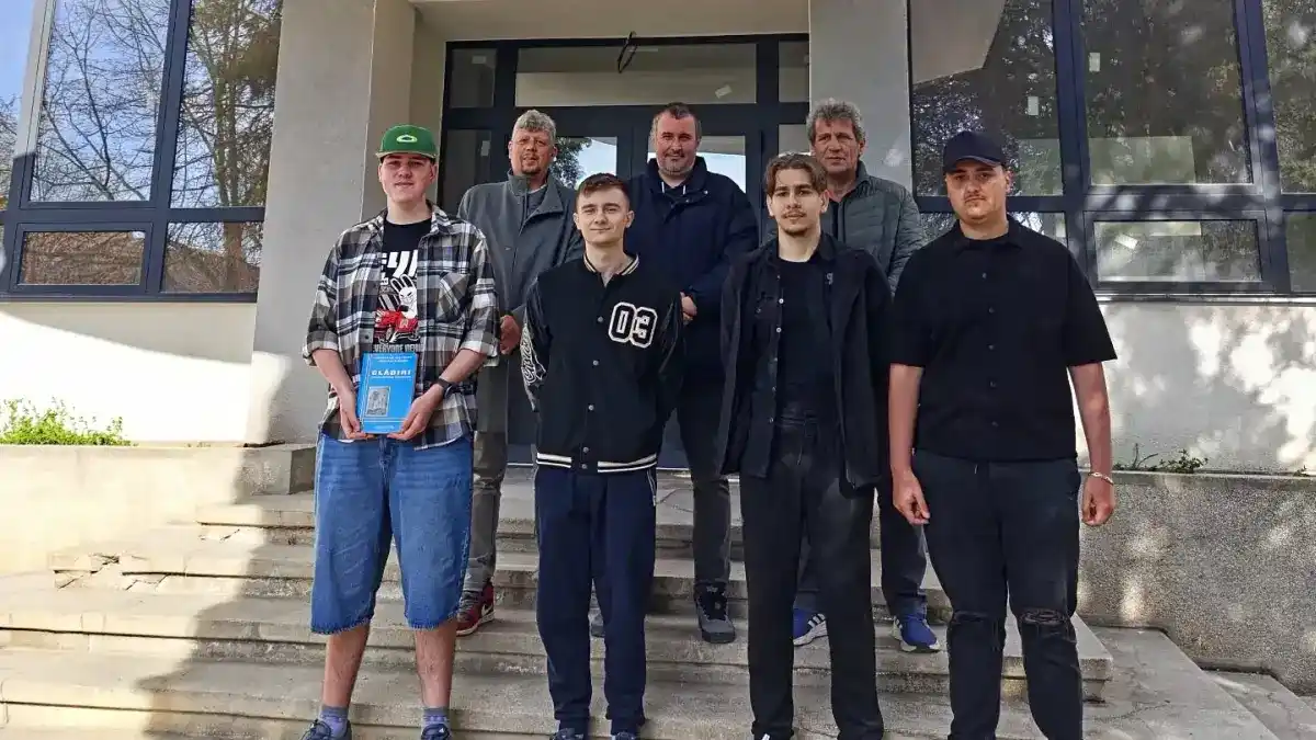 foto elevi ai liceului tehnologic dorin pavel din alba iulia calificati pentru etapa nationala a olimpiadei la disciplina tehnologii construcii instalatii si lucrari publice 2026