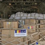 foto romania a trimis 15 tone de ajutoare umanitare pentru populatia civila din liban ce include pachetul umanitar