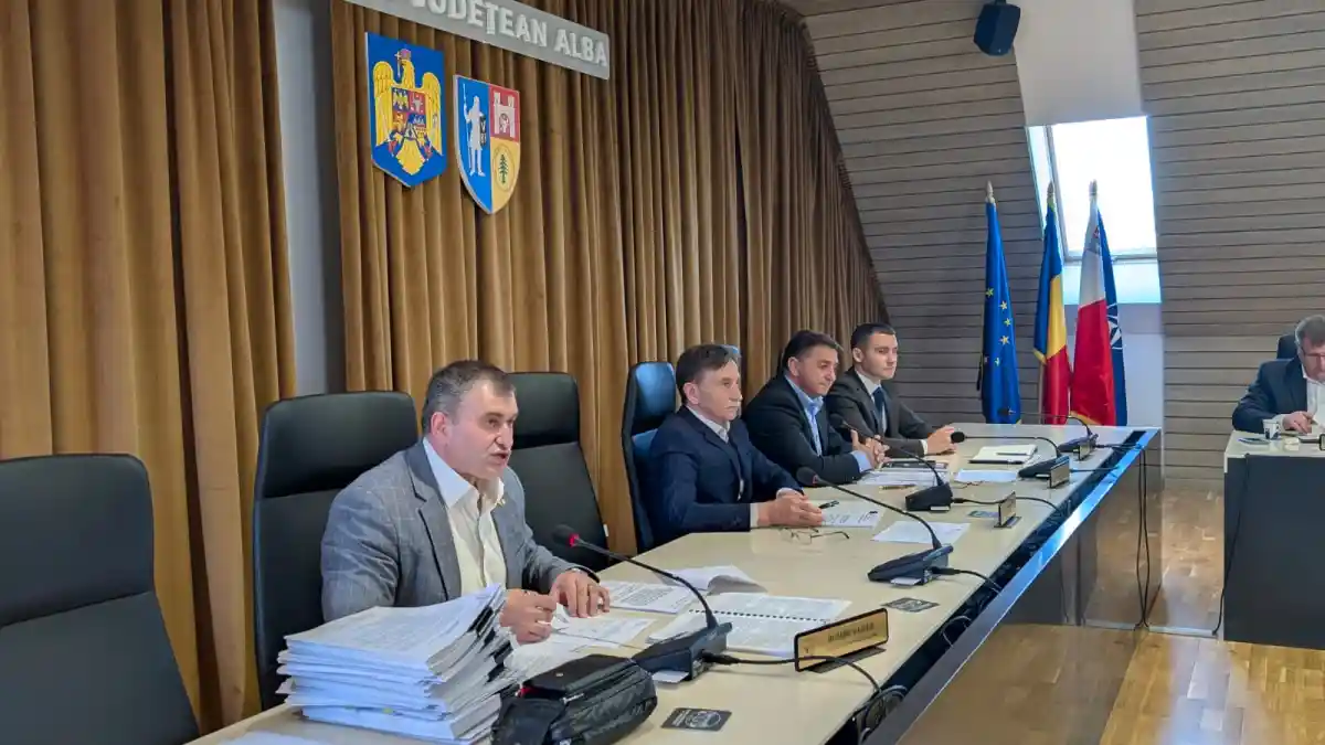 video bugetul judetului alba pentru anul 2026 a fost aprobat george rotar vicepresedinte cj alba in sectiunea de dezvoltare avem o crestere de 2486 lista investitiilor