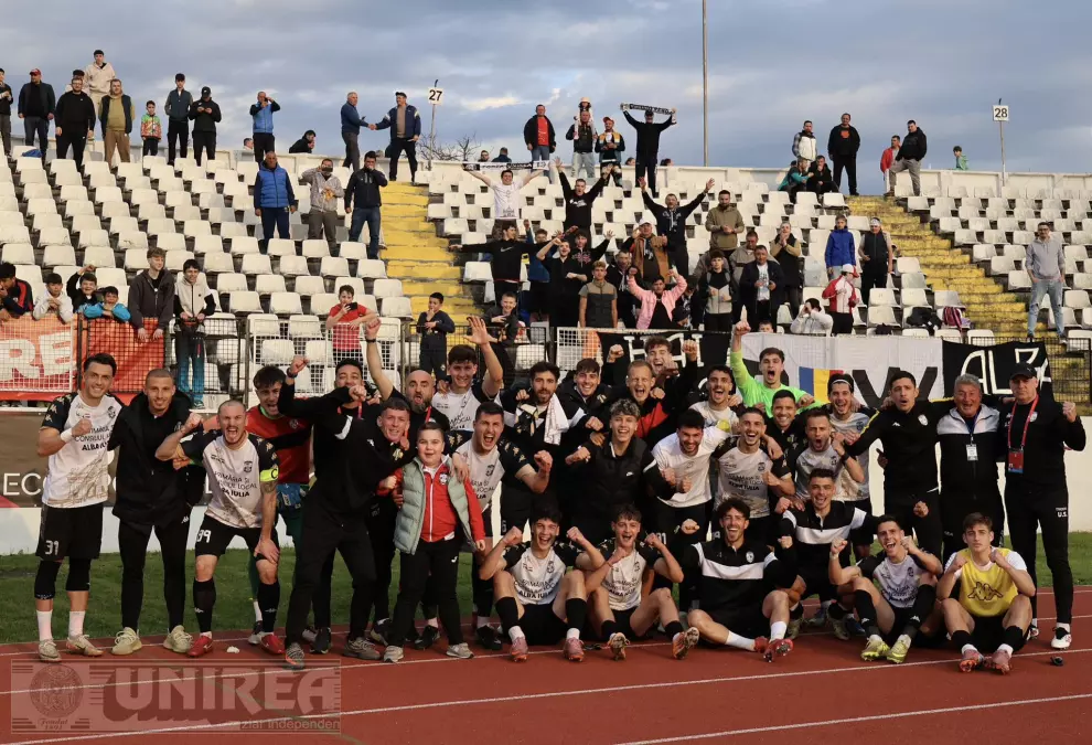 video csm unirea alba iulia a trecut examenul pelici pe cetate 1 0 impotriva minaur baia mare militaru neinvins in 6 meciuri alb negrii