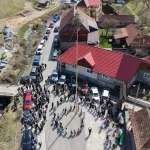 video obicei de paste cu vechime de sute de ani in bucium poieni concursul de urcat pe sulita 2026 unic in apuseni