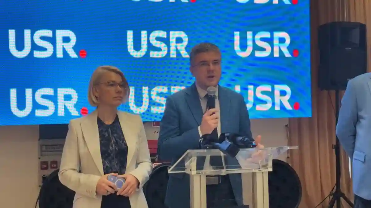 video tensiunile persista intre angajatii fabricii de arme cugir si conducere ministrul economiei nu sunt cei mai bine platiti muncitori exista posibilitati de imbunatatire si pentru conditiile de munca