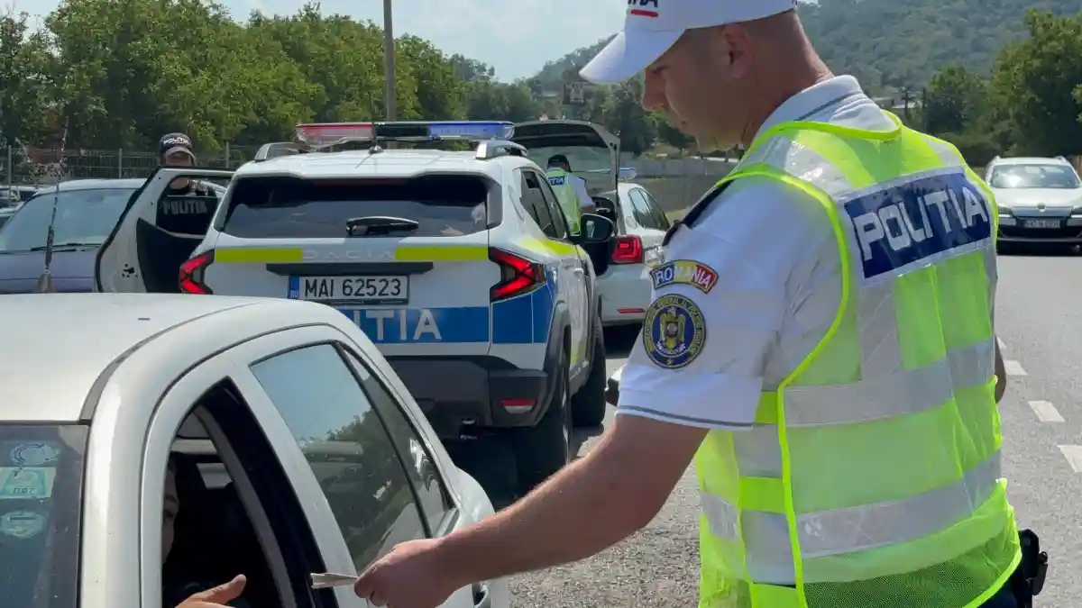 A condus fara permis si a fost deschis dosar penal tanar de 22 de ani din scarisoara investigat de politie