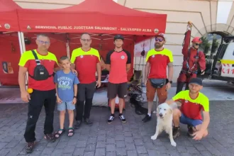 VIDEO Ziua Nationala Salvamont Romania sarbatorita la Alba Iulia Expozitie de tehnica de interventie si activitati educative la Poarta a III a a Cetatii