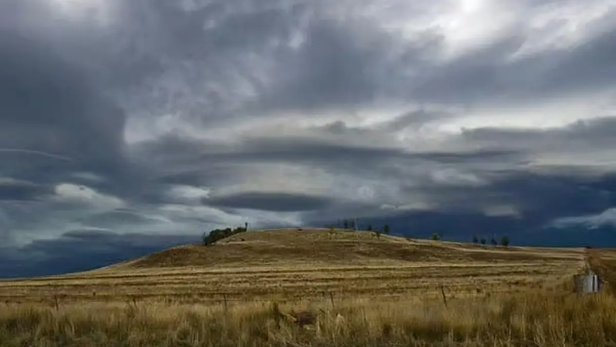 17 18 august 2026 Vremea se transforma drastic Meteorologii prognozeaza ploi intensificarea vantului si vijelii in Romania