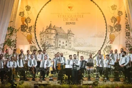 2 4 septembrie 2026 Festivalul National de Folclor Strugurele de Aur Blajul gazda celui mai mare festival concurs de folclor din Romania